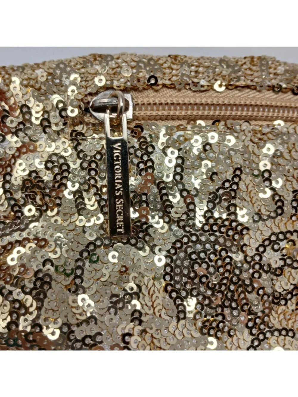 Victorias Secret Gold Sequin Clutch Fold-Over Closure & Zippered Pocket #D-25 - Picture 9 of 11